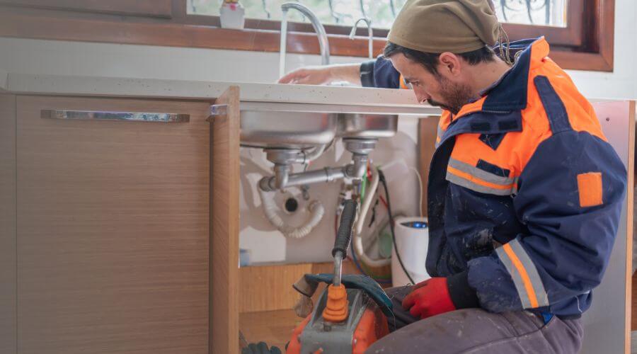 Expert burst pipe repair services in Moca, PR